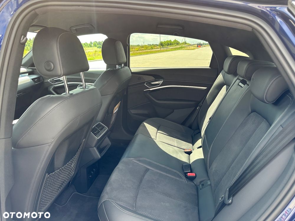 Audi e-tron Sportback - 21