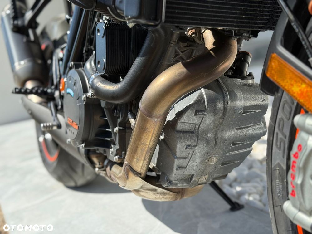 KTM Super Duke - 17