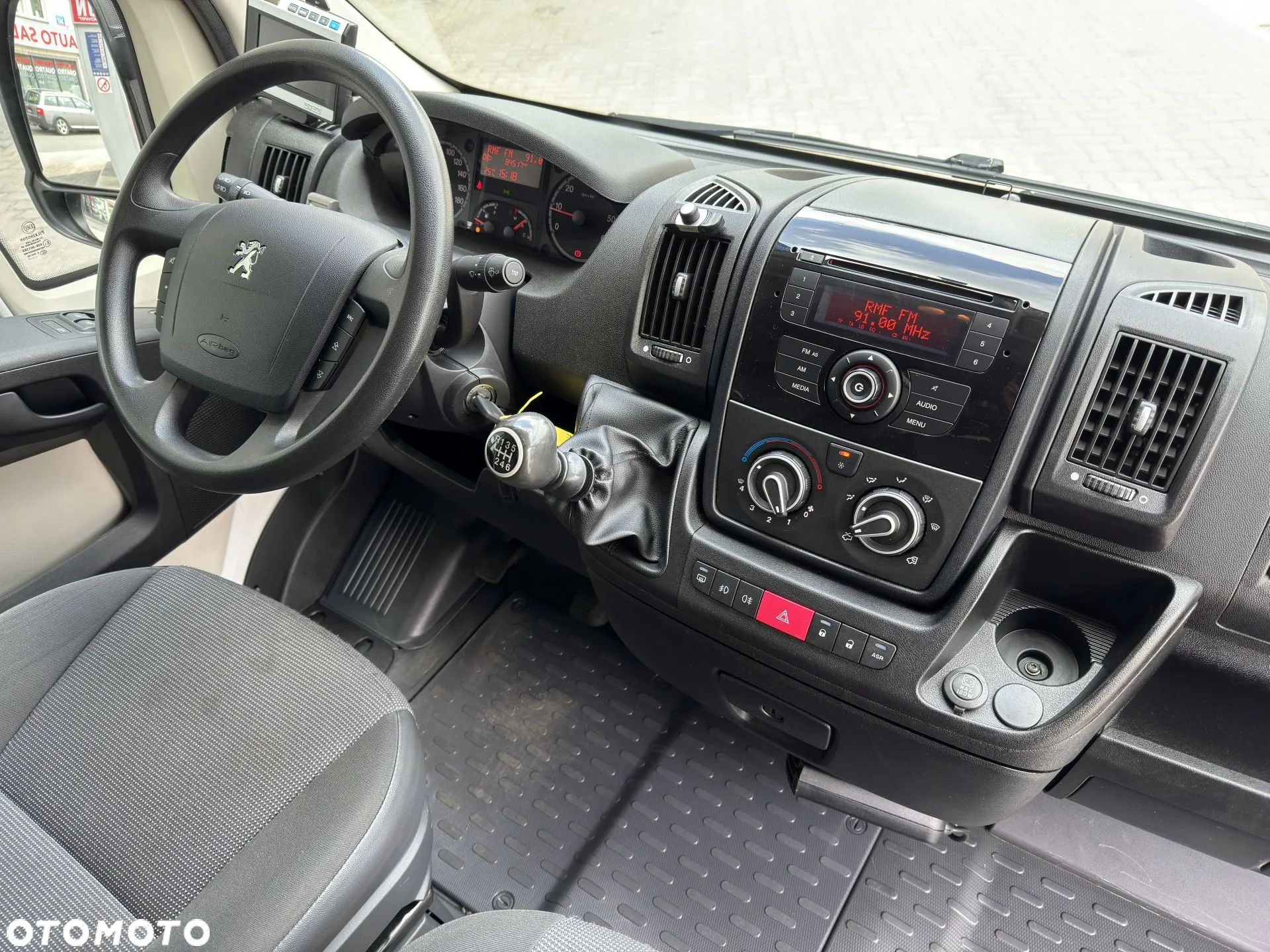 Peugeot BOXER 2,2 D 130KM - 19