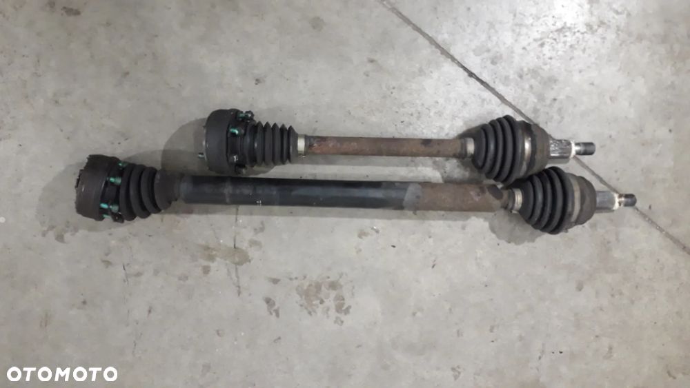 półoś lewa A3 8L 1.6 lift AVU 102km - 1