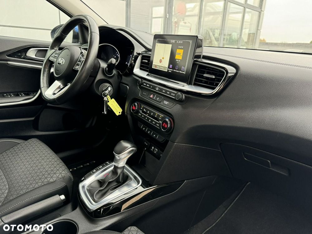 Kia Ceed - 14