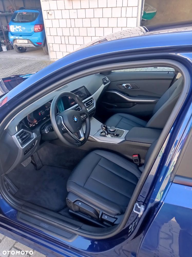 BMW Seria 3 320d - 6