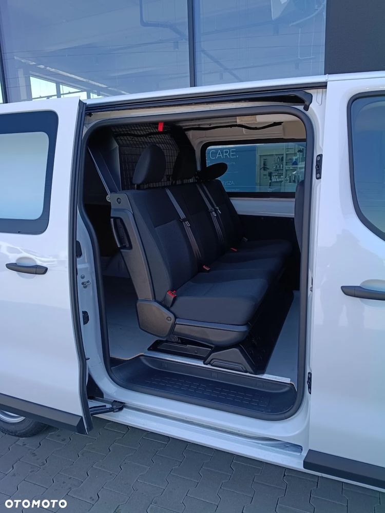 Opel Vivaro - 10
