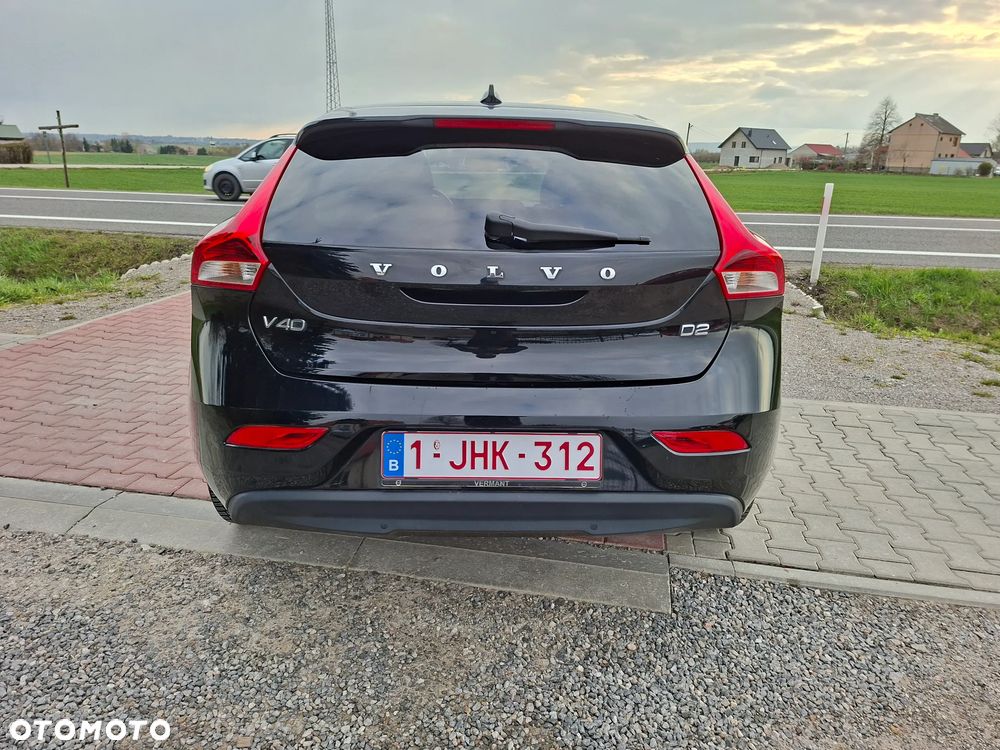 Volvo V40 D2 - 17
