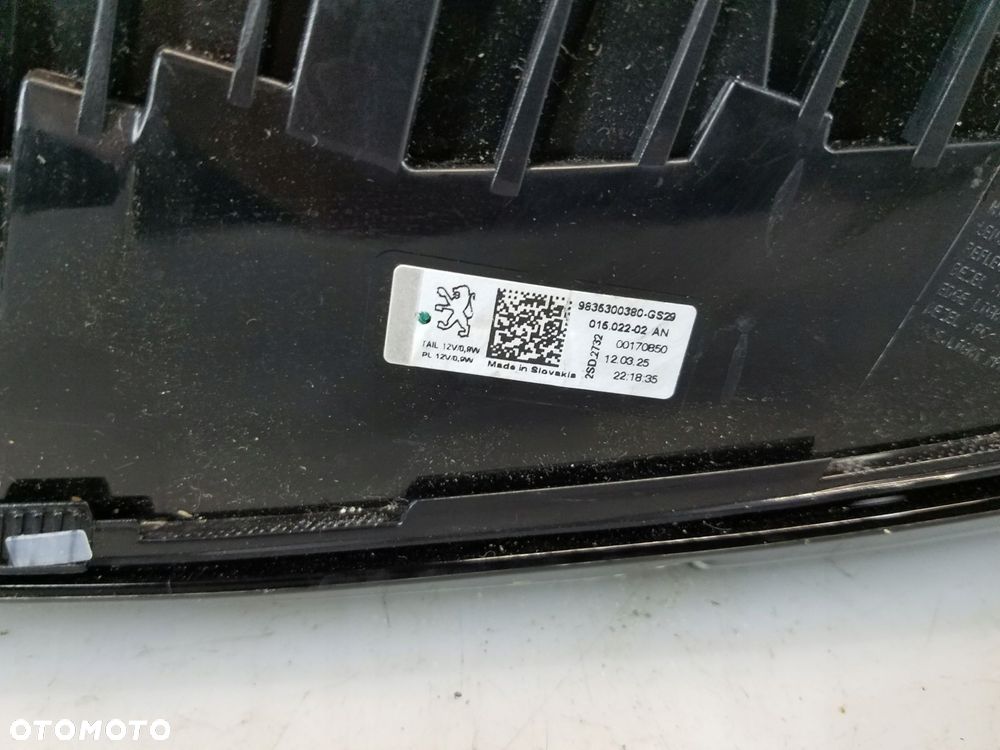 lampa tył w klapę peugeot 308 iii t10 hb - 13