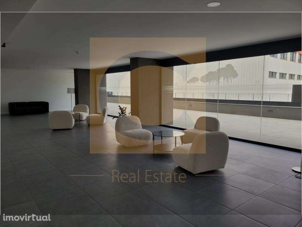 PRONTO A HABITAR - T1 NOVO - Varanda e lugar de garagem - Grande imagem: 5/16