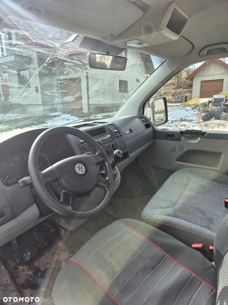 Volkswagen T5 - 10