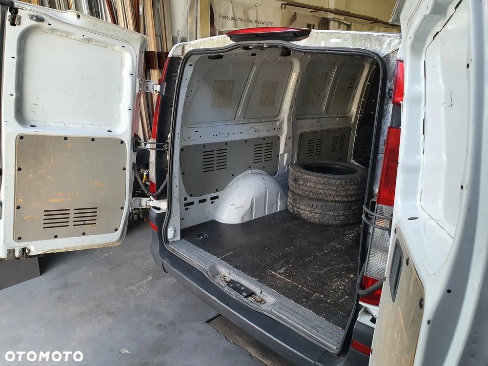 Mercedes-Benz VITO - 18