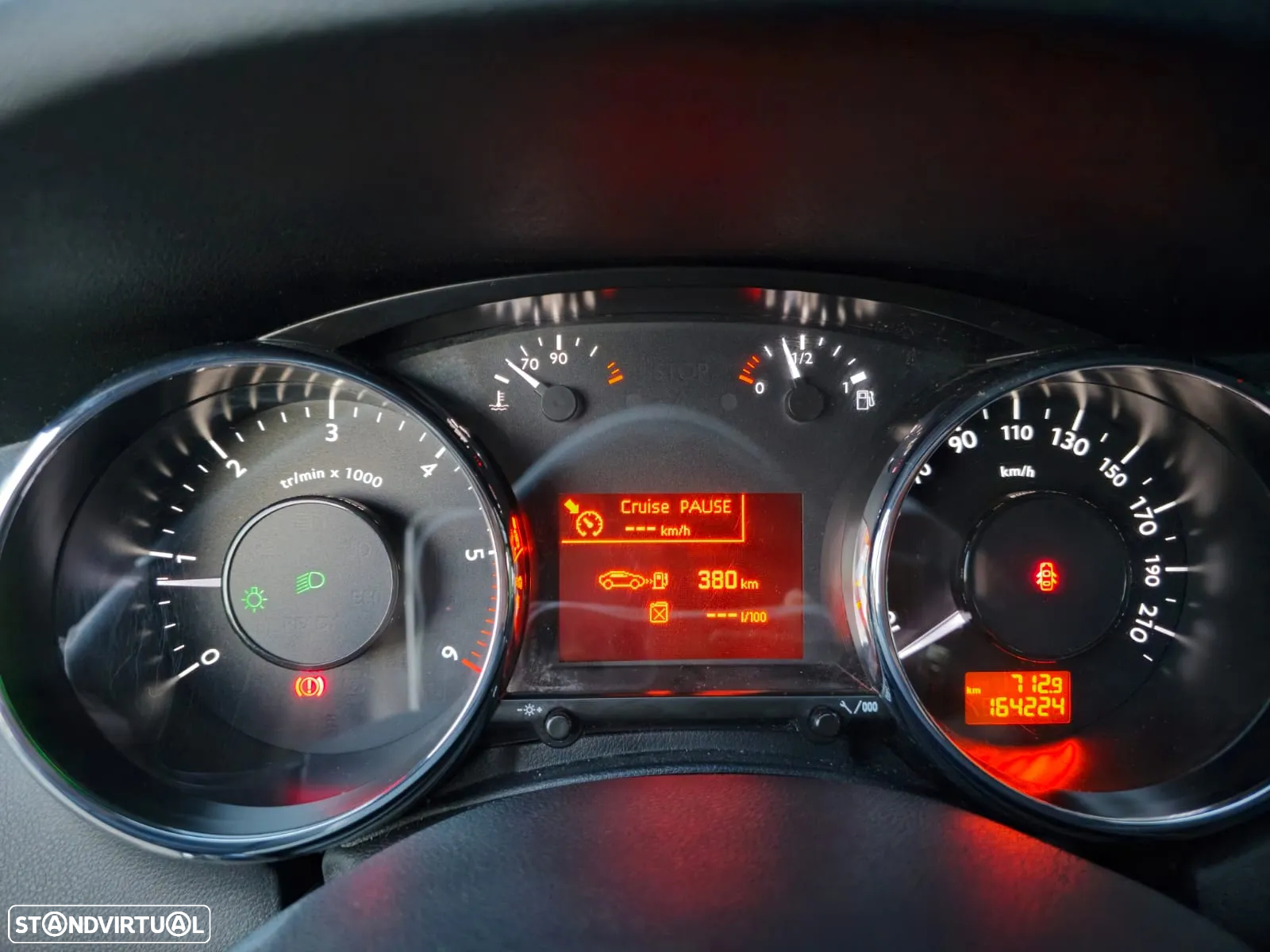 Peugeot 5008 1.6 HDi 7L Allure - 8