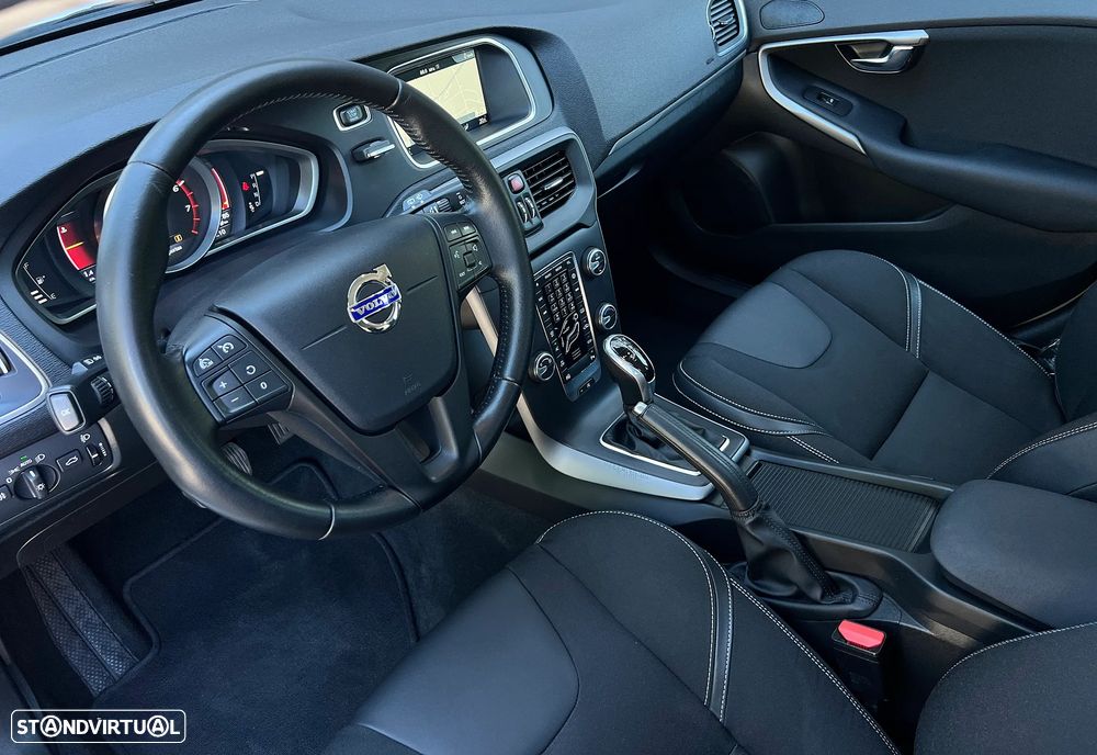 Volvo V40 1.5 T3 Sport Edition Geartronic - 22