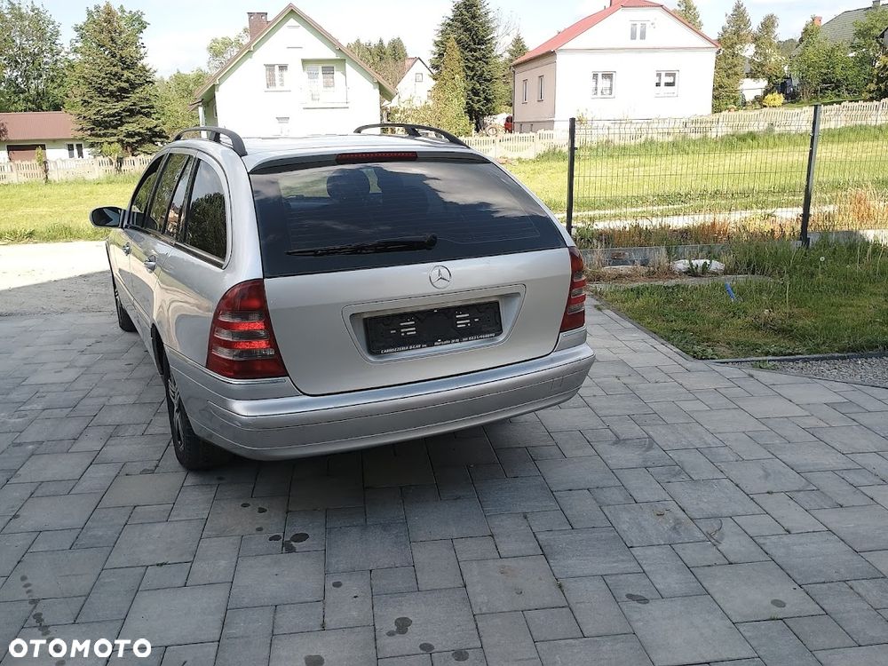 Mercedes-Benz Klasa C 200 T CDI Classic - 5