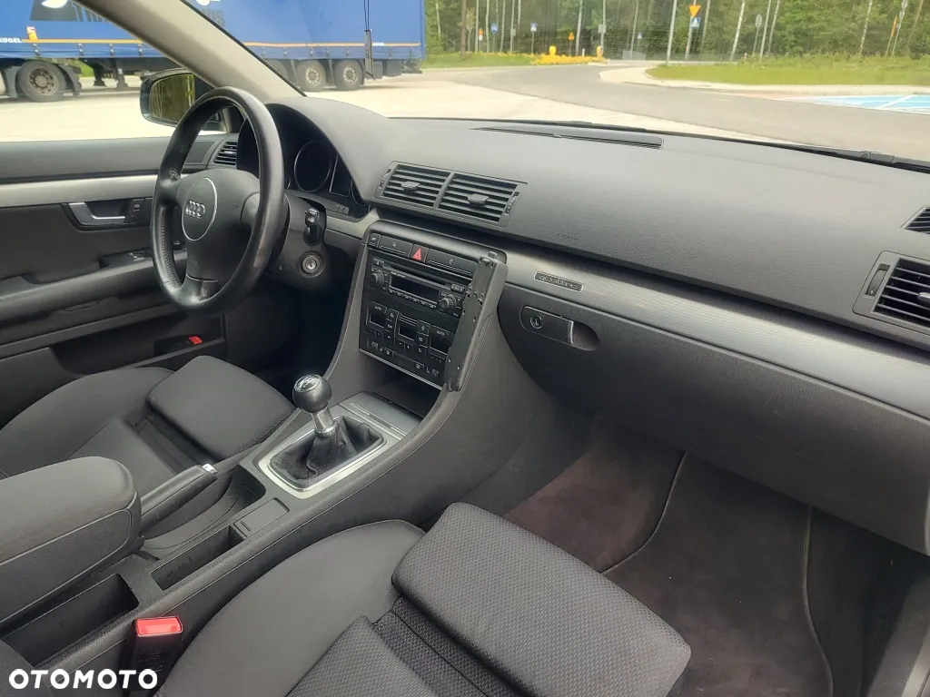 Audi A4 Avant 1.8T Quattro - 32