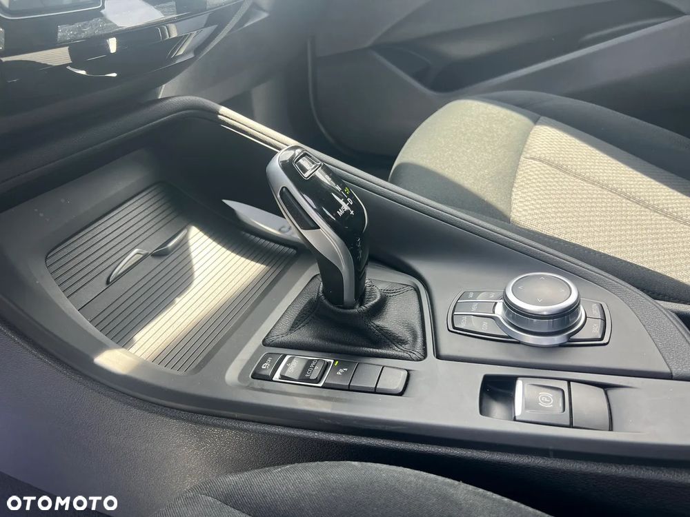 BMW X1 sDrive16d - 17