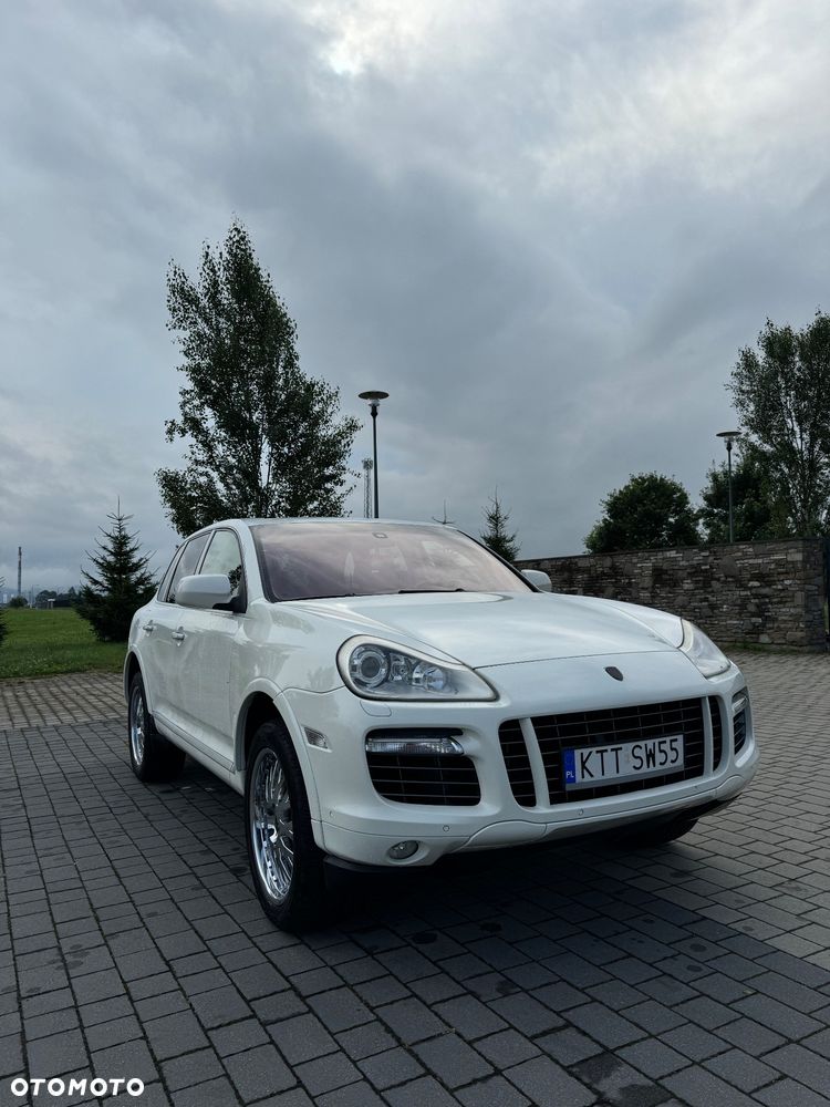 Porsche Cayenne 2008 photo 2