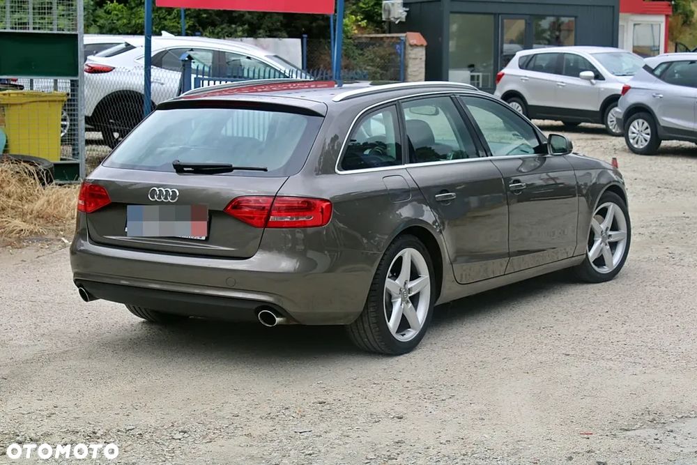 Audi A4 Avant - 5