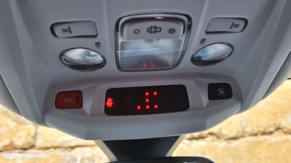 Peugeot 5008 1.5 BlueHDi Allure EAT8 - 11