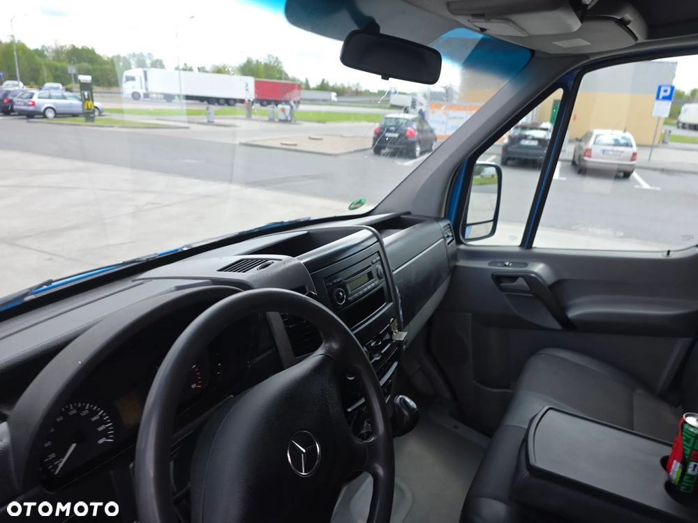 Mercedes-Benz Sprinter - 8