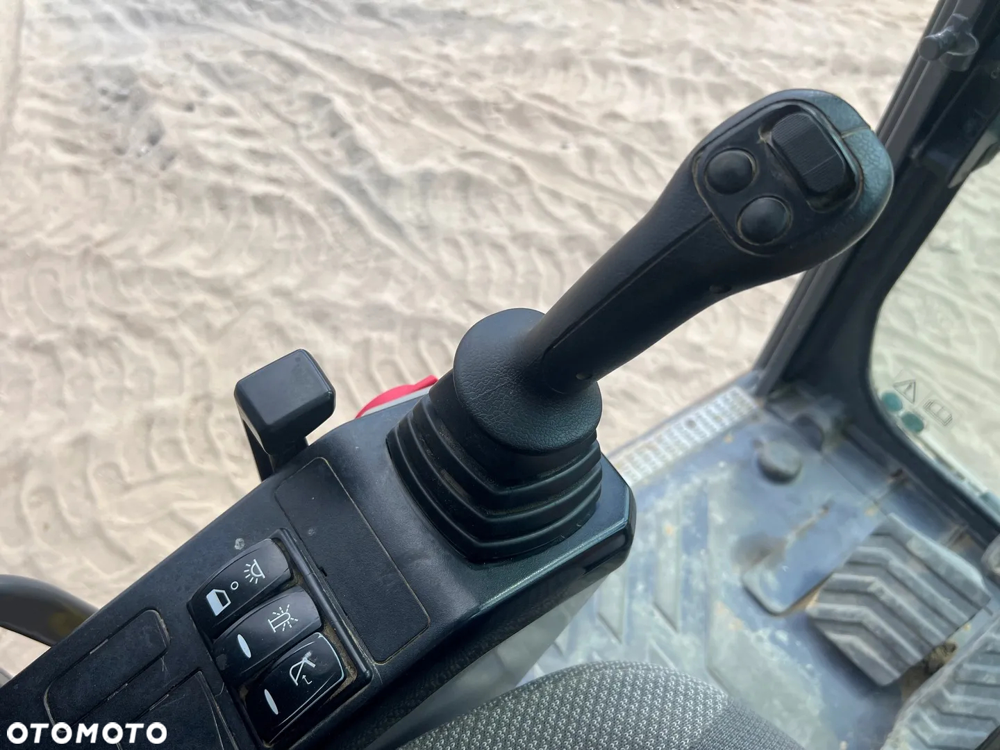 Volvo ECR145EL - 28