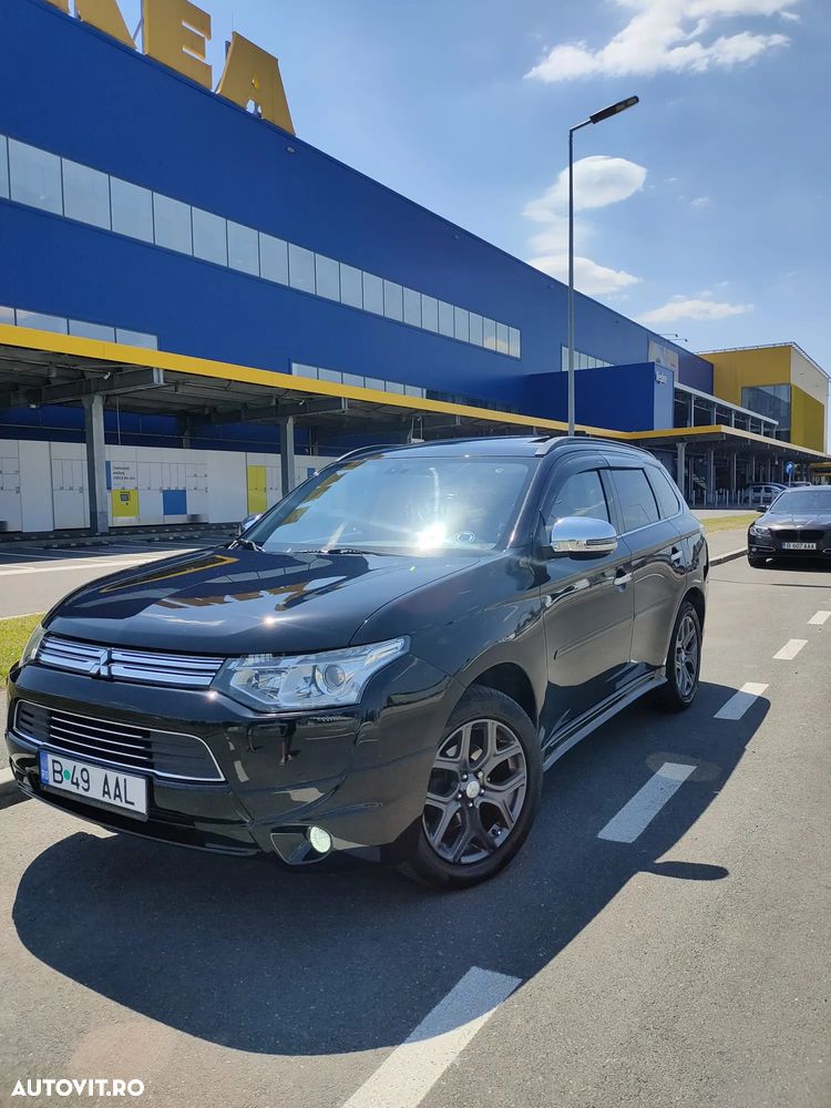 Mitsubishi Outlander 2.0 4WD - 1