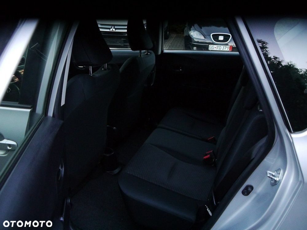 Toyota Verso S 1.33 Premium - 28