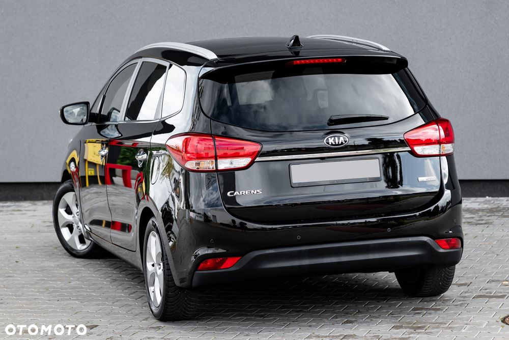 Kia Carens 1.7 CRDi L - 7