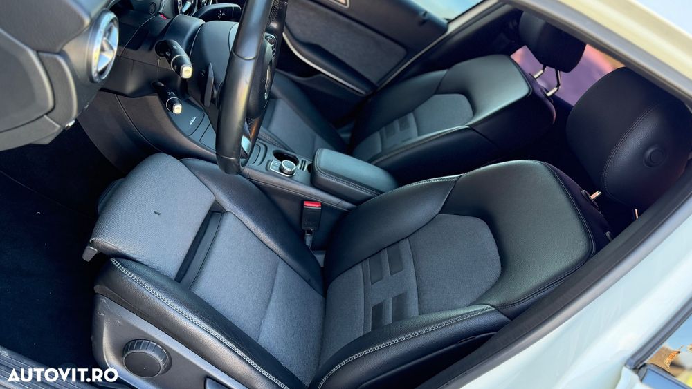 Mercedes-Benz GLA - 10