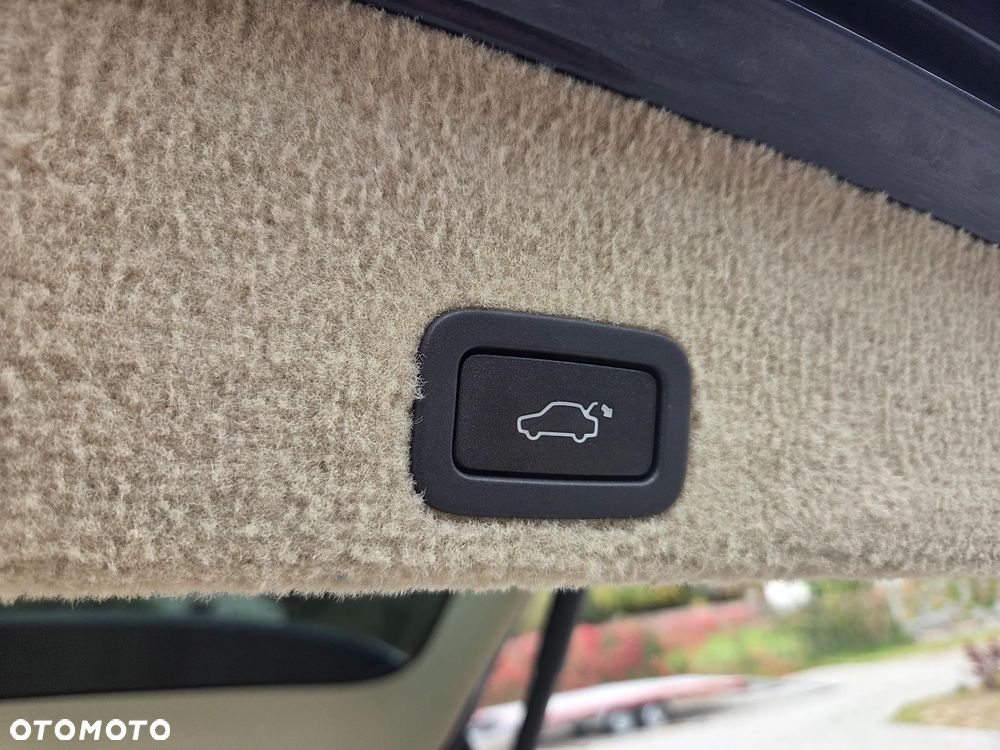 Volvo XC 60 - 22