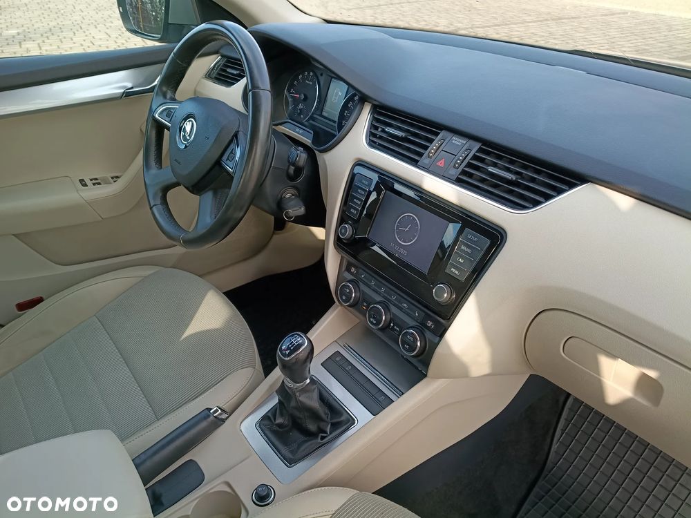 Skoda Octavia 1.6 TDI Green tec 4x4 Elegance - 7