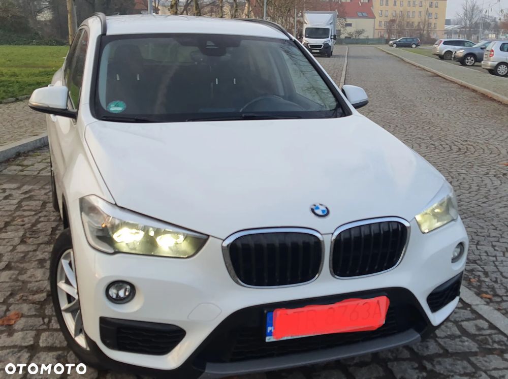 BMW X1 xDrive18d - 1