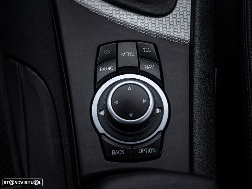 BMW 123 d - 21