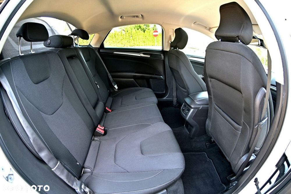 Ford Mondeo 2.0 TDCi ST-Line - 22