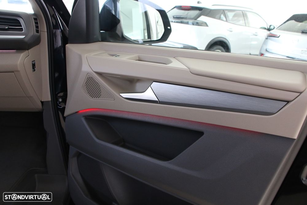 VW Multivan 1.5 TSI e-Hybrid Life DSG - 41