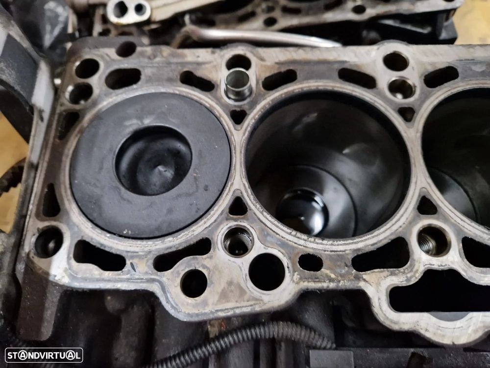 Bloco armado usado BKP 2.0 TDI 140CV VW PASSAT B6 PISTÕES BIELAS CAMBOTA - 2
