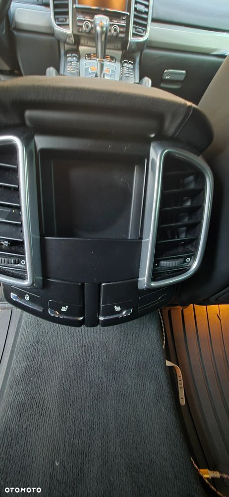Porsche Cayenne GTS Tiptronic S - 23