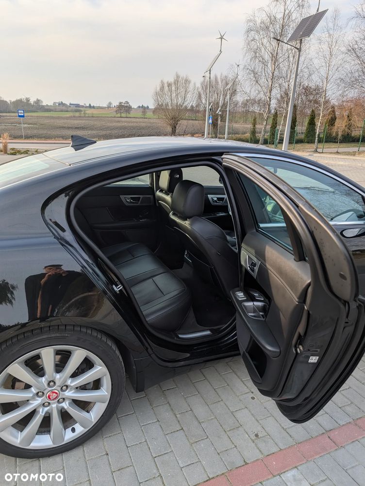 Jaguar XF 3.0 V6 D S Luxury - 16