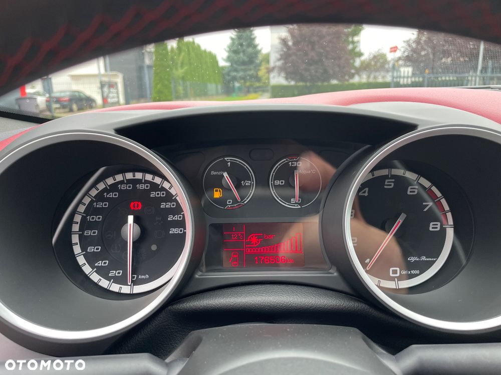Alfa Romeo Giulietta 1.4 TB MultiAir Exclusive - 14