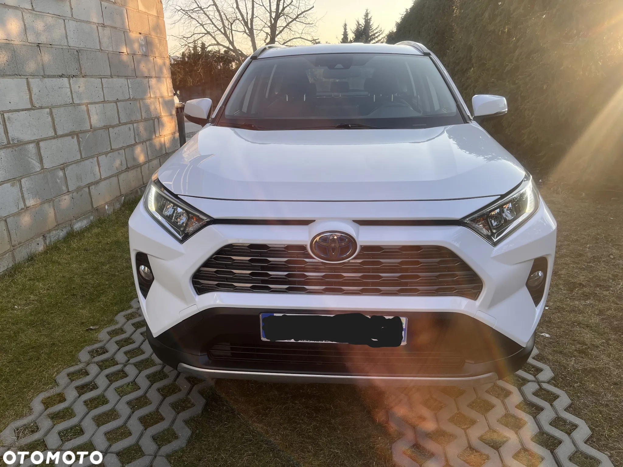 Toyota RAV4 - 6