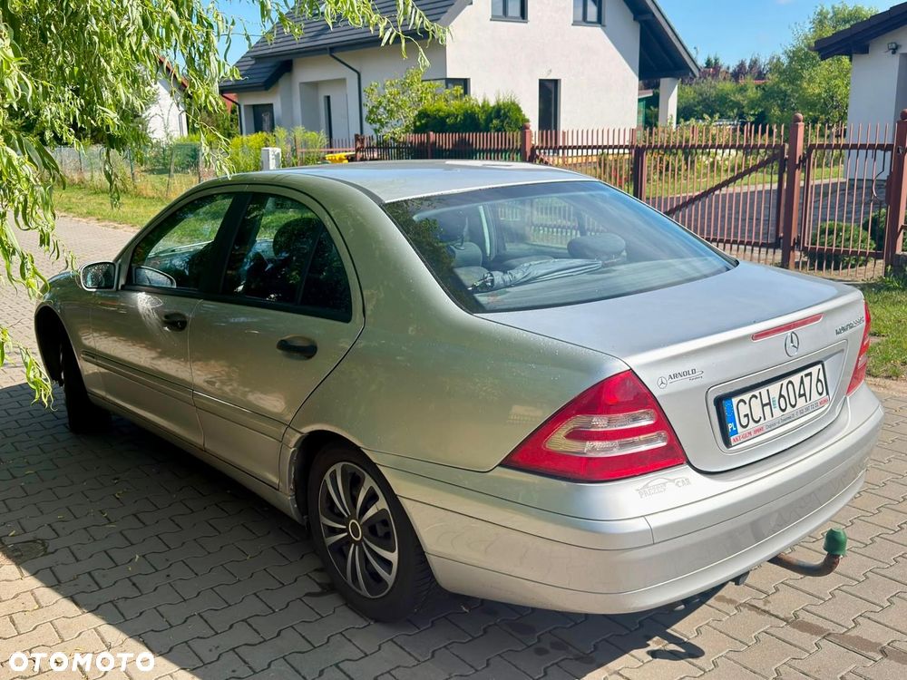 Mercedes-Benz Klasa C 180 Kompressor Classic - 2