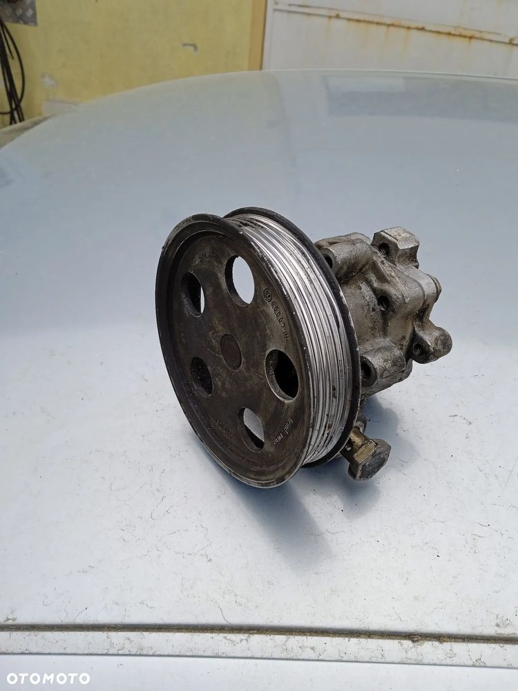 POMPA WSPOMAGANIA AUDI A4 B6 B7 2.0 B ALT 06B145255 - 1
