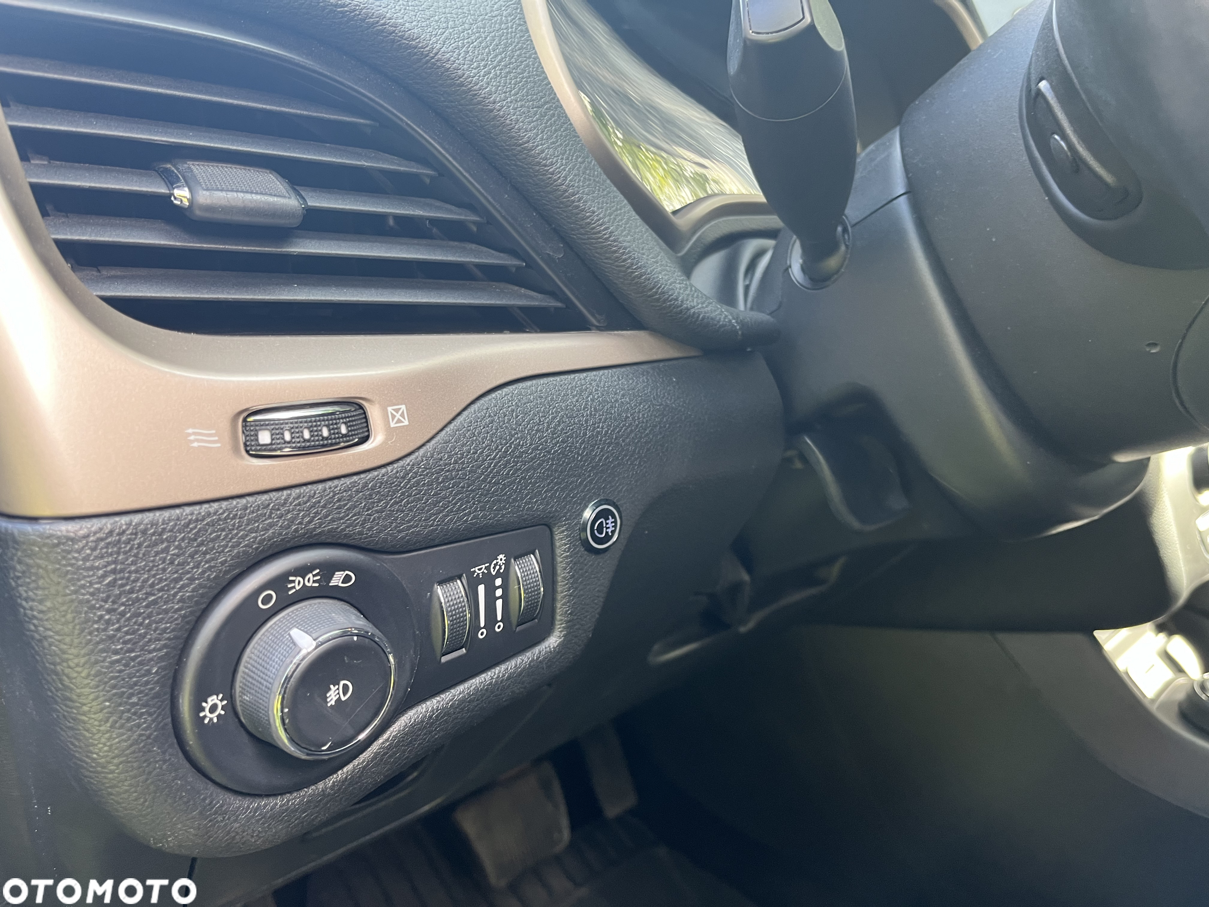 Jeep Cherokee 3.2 V6 Active Drive I Limited - 8