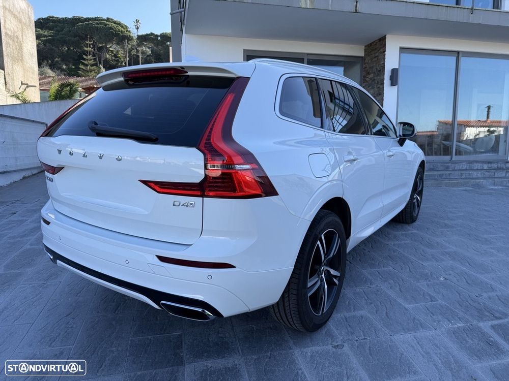 Volvo XC 60 2.0 D4 R-Design Geartronic - 5