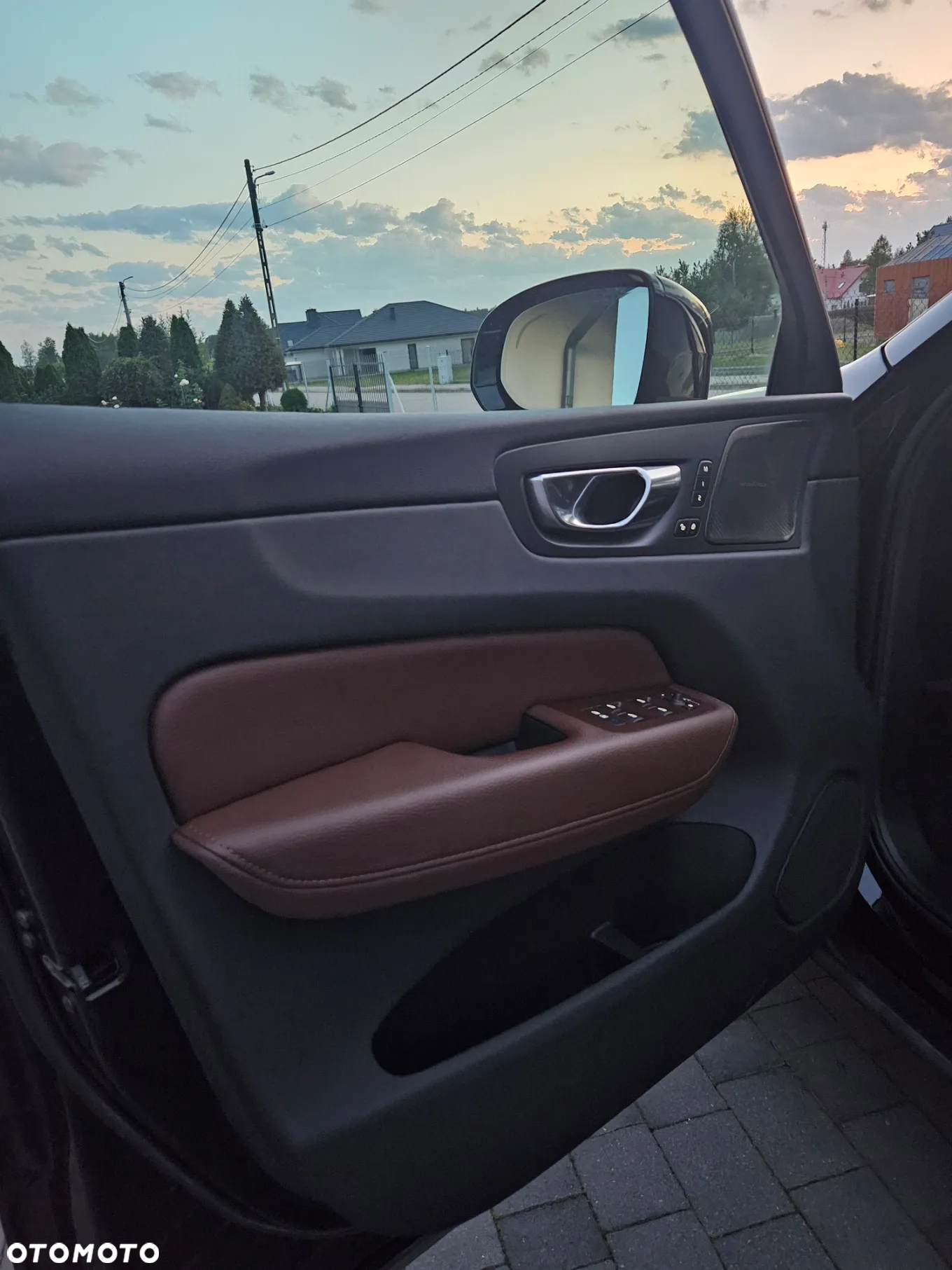 Volvo XC 60 T6 AWD Momentum - 23