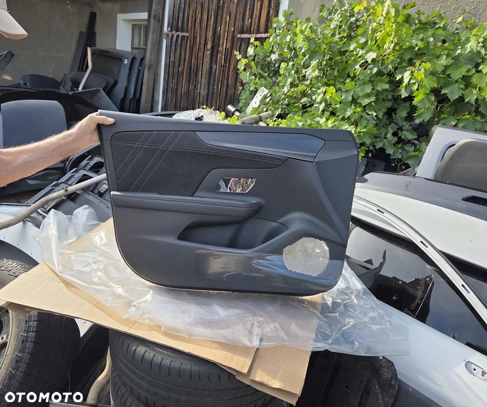 Tapicerka boczek drzwi lewe przód przednie Opel Mokka B 98397282YX boczek drzwi tapiucerka lewy przód przednia Opel Mokka B 98397282YX - 3