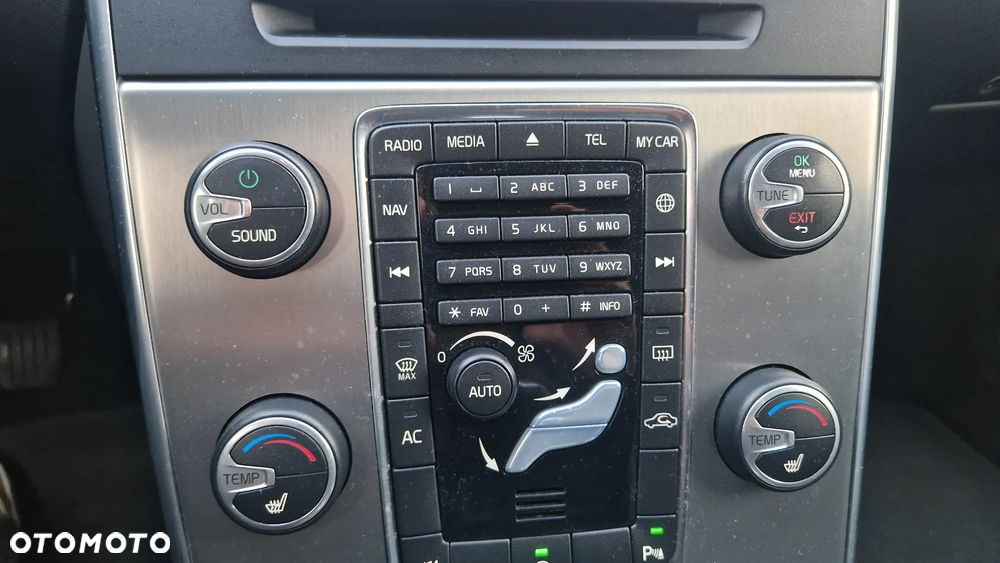 Volvo V60 D2 Kinetic - 16