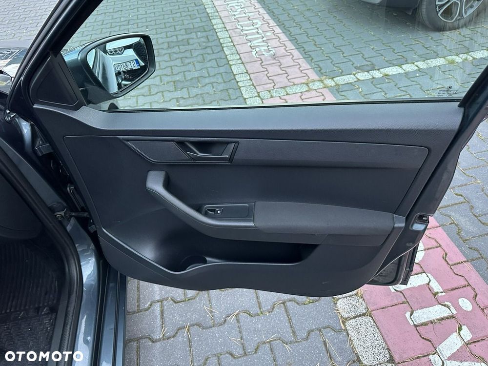 Skoda Fabia - 22