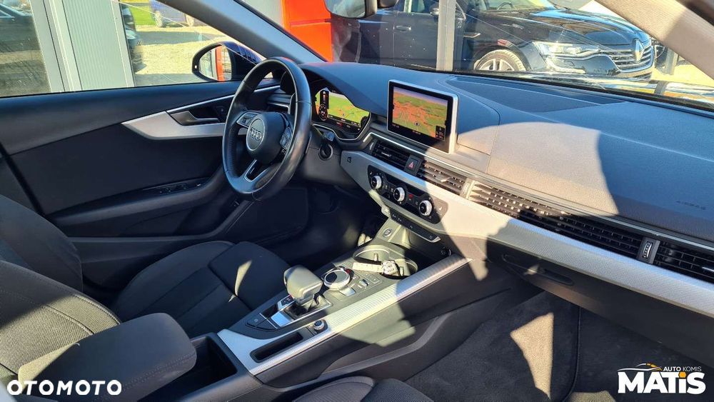 Audi A4 Avant - 33