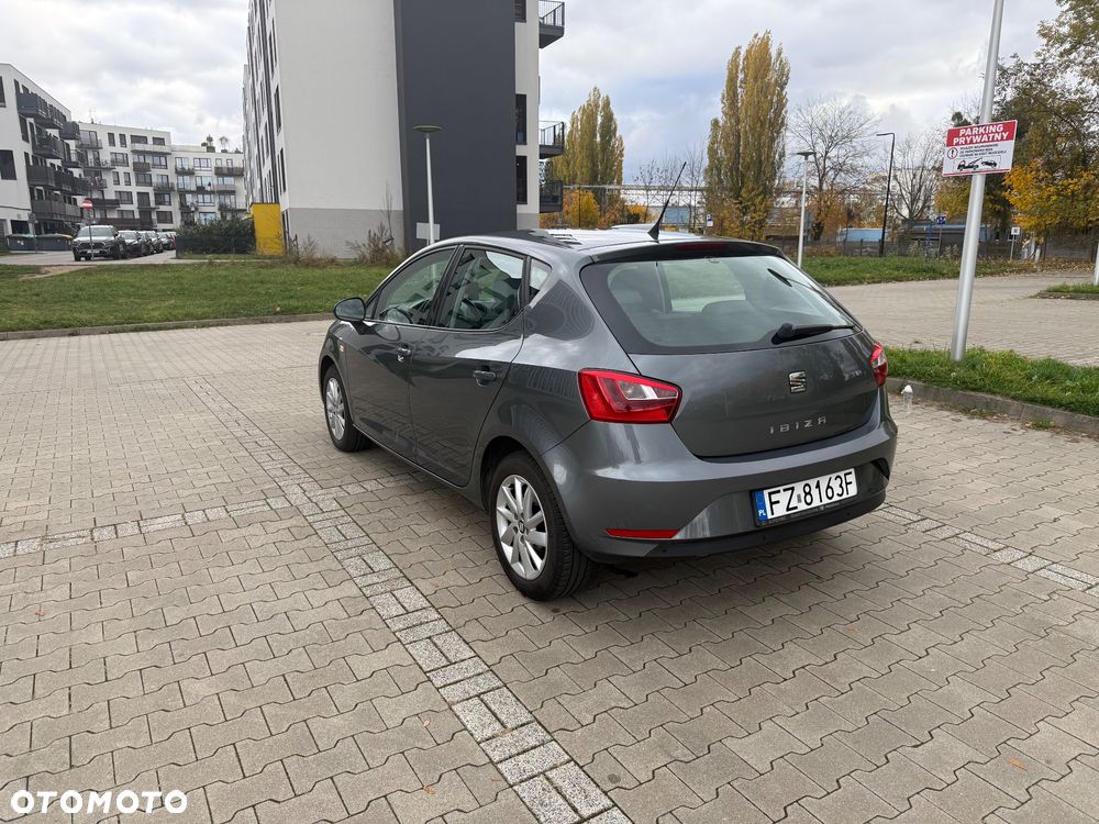 Seat Ibiza 2014 photo 4