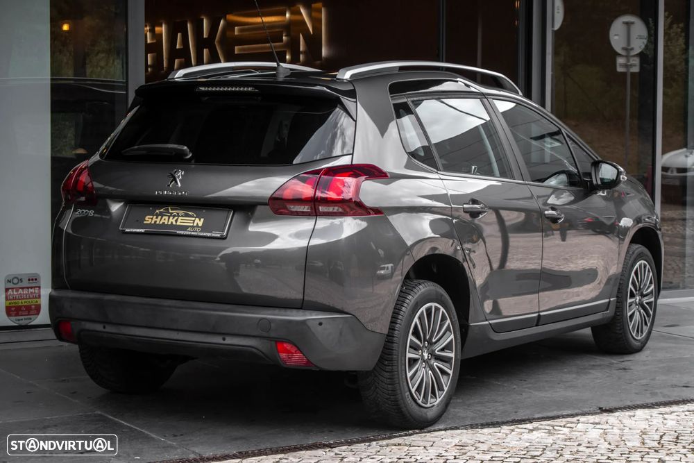 Peugeot 2008 1.2 PureTech Active - 4