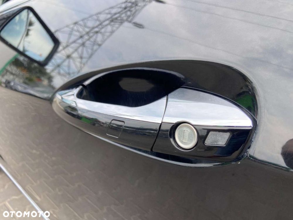 Mercedes-Benz Klasa E - 22