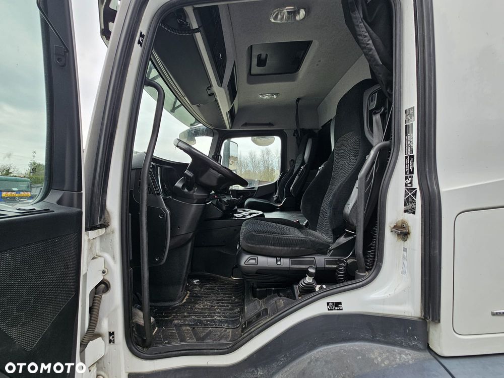 Mercedes-Benz Arocs - 17